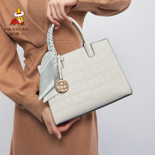 Scarecrow Women's Bag 2022 Autumn/Winter New Style Bag Women's Simple Scarf Crocodile Handheld Crossbody Bag Commuter Bag