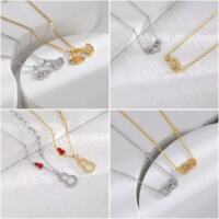 High-end light luxury titanium steel necklace for women, Korean style niche design, hot girl pearl clavicle chain, fashionable and versatile accessory