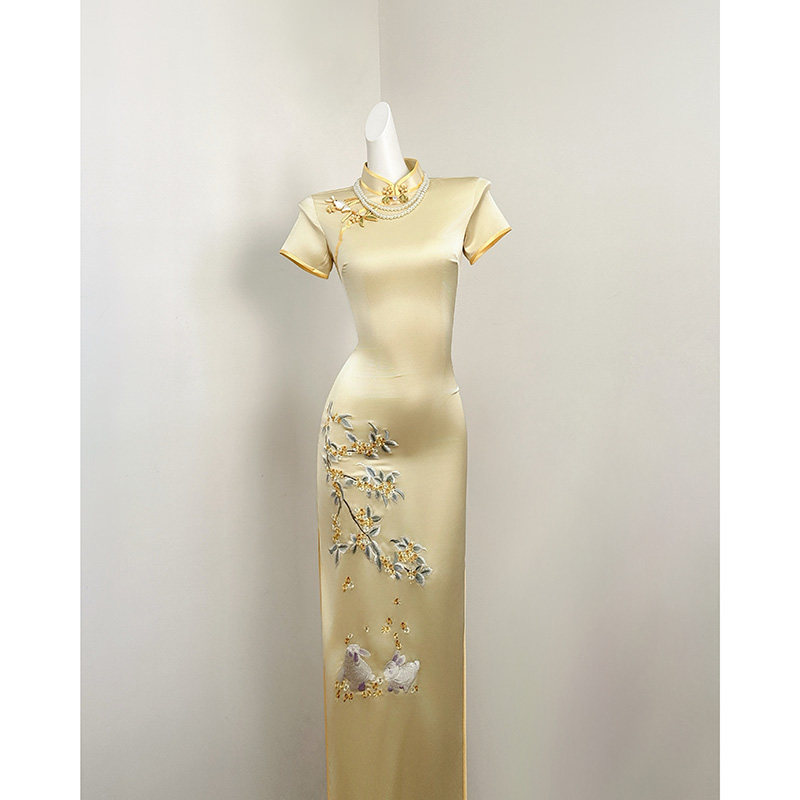 Желтое новое китайское платье cheongsam Miss of Republic of China 2026, новое роскошное и красивое атласное платье для помолвки