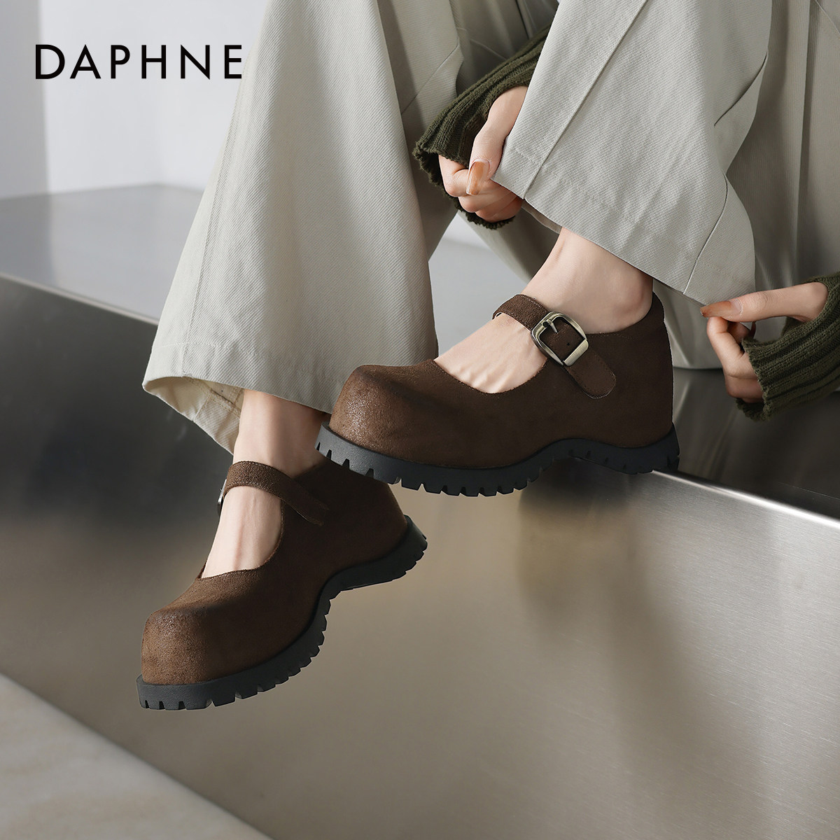 Тонкие туфли Daphne с внутренней отделкой; новинка 2026 года; осенняя кожаная обувь в стиле ретро на толстой подошве; женская обувь Mary Jane во французском стиле; женская обувь