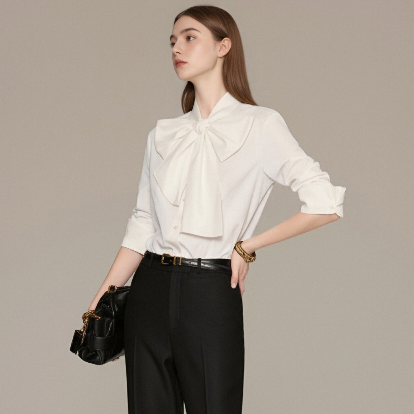 Pure white, large bow, unique and super pretty French-style long-sleeved blouse, high-end pure cotton top.