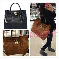 Purchasing authentic Michael Kors MK Hamilton soft leather large metal chain lock bag from the United States