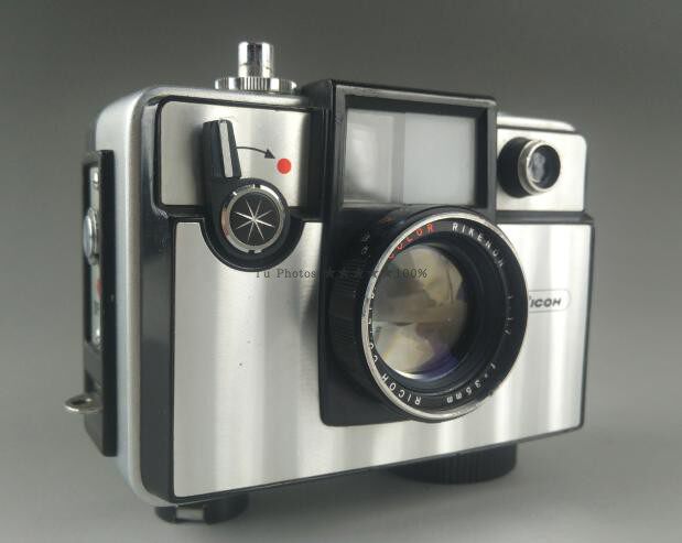 Недавно поступившая в продажу пленочная камера RICOH RICOH AUTO HALF half grid с заводным механизмом и боковой осью SL, поставляемая в Японию