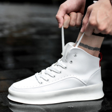 Autumn and Winter Korean Edition Little White Trendy Shoes Trendy High Top Canvas Shoes Men's Sports Board Shoes Versatile Elevated Shoes with Plush Men's Shoes