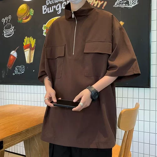 Футболка с коротким рукавом с молнией, в американском стиле