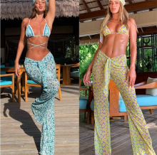 Hanging neck three piece set sexy bikini split swimsuit