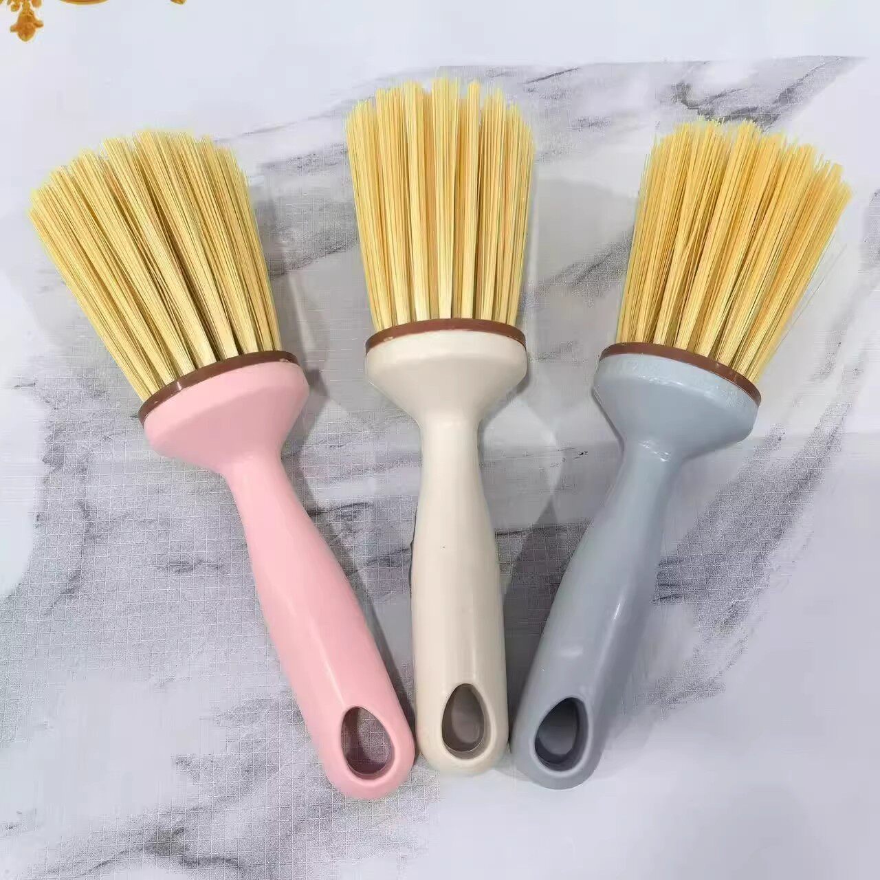 Efficient Decontamination Cylindrical Pot Brush for Kitchen