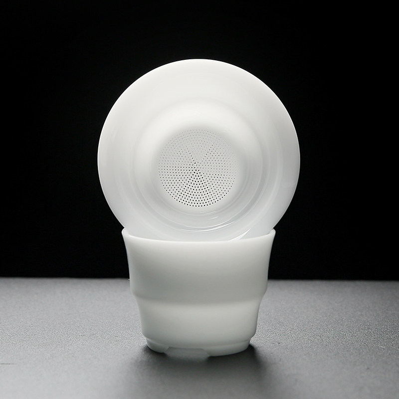 Ice Seed Suet Jade Porcelain Integrated Tea Strainer