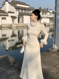 New Chinese style national wind collar improved white dress dress dress 2024 new autumn and winter hip long dress