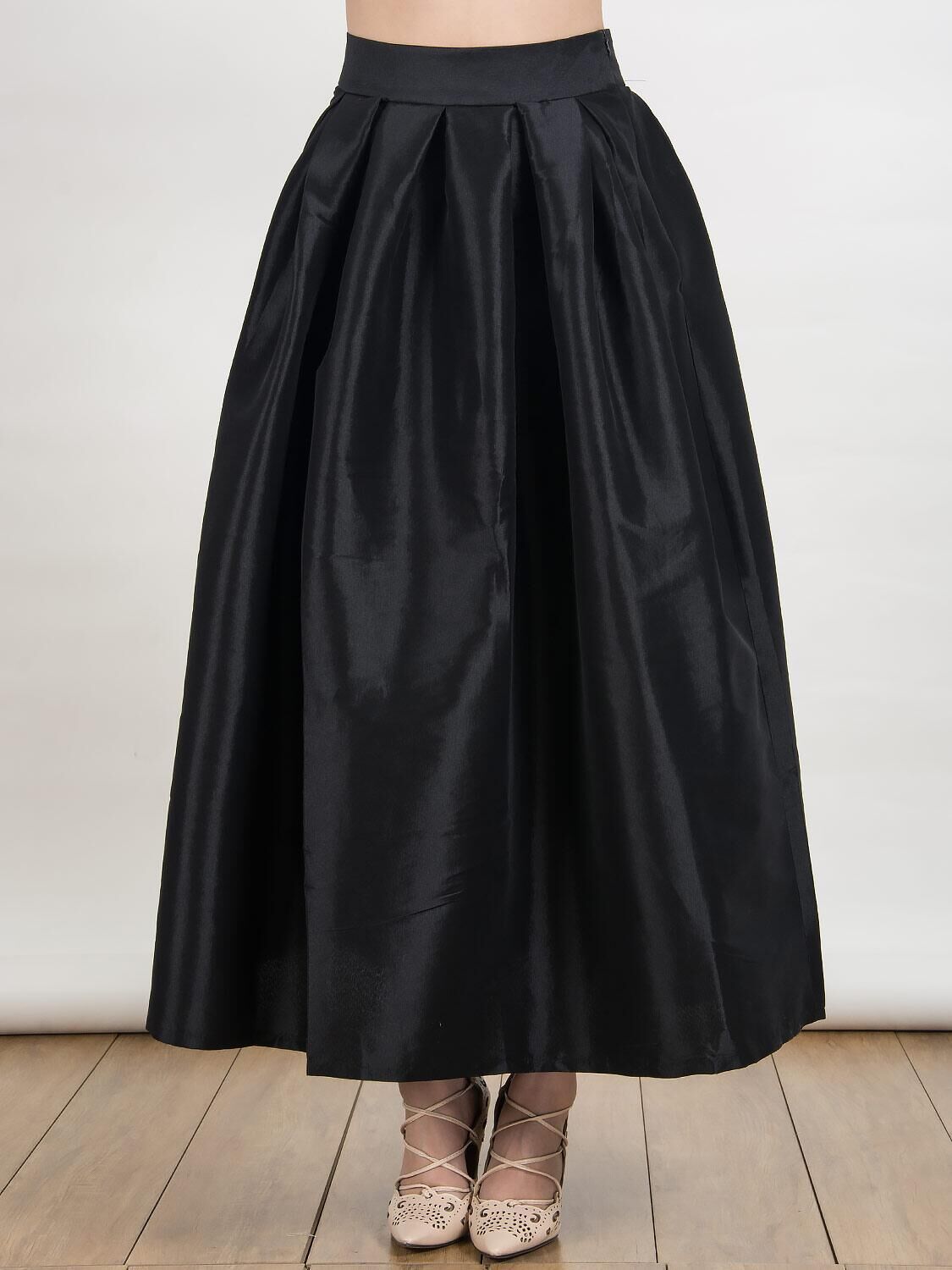 High Waisted Maxi Skirt Solid Color Flared Design Fashionable Style Perfect for Casual Wear or Summer Events