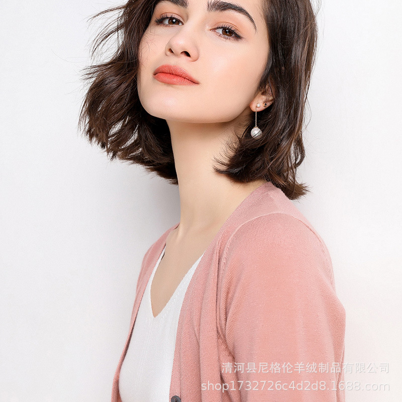 2025春秋季新款女装韩版上衣女式纯色时尚v领高端针织衫开衫短款