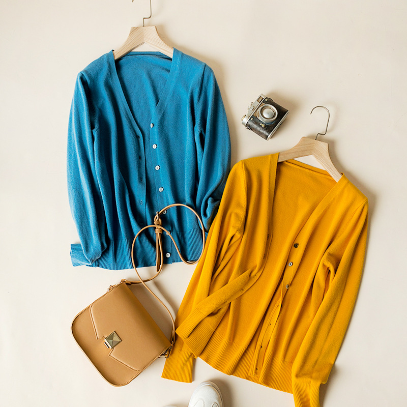 24春秋新款女士针织衫开衫V领上衣时尚外套打底衫毛衣一件代发批