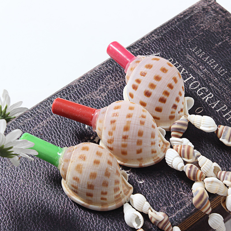 Stall conch shell crafts wholesale New whistle chain small screw children's toys blow snail whistle necklace