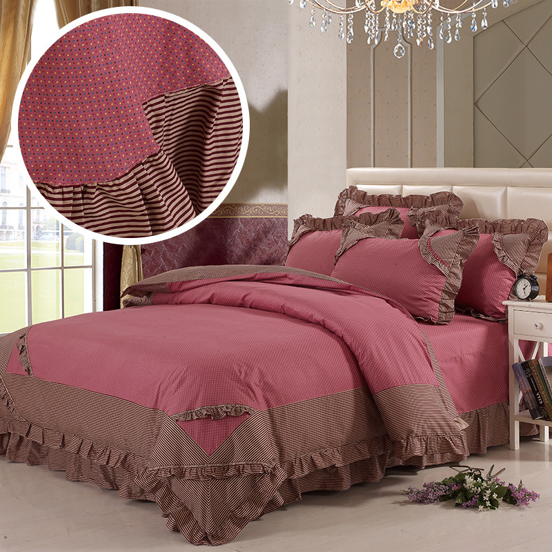 Mobile phone real shot dark red bedding four-piece Korean pastoral bedding