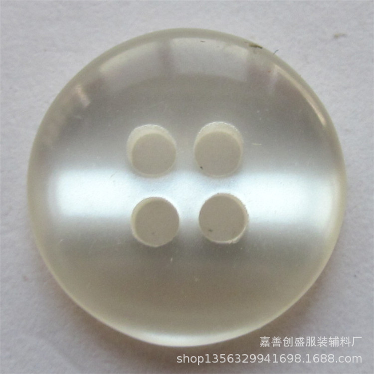 Manufacturer Supplies [Hot-Selling] Four-Eye Resin Buttons, Various Round Colorfulful Clothing Buttons, Versatile