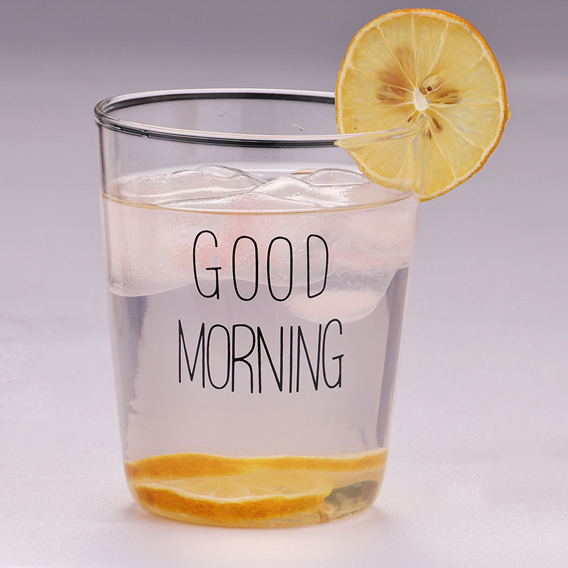 黒いアルファベット付き