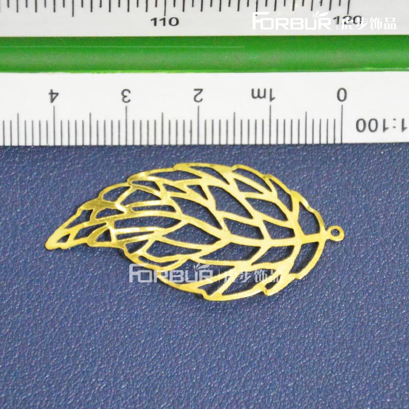 饰品花瓶陶瓷等铁质树叶挂件 大小号60/40mm 歪树叶吊片 树叶花片