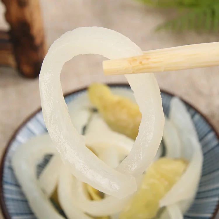 Sichuan specialty pickled pepper pigskin 90g taste edge Crystal pigskin mountain pepper food office leisure friends snacks