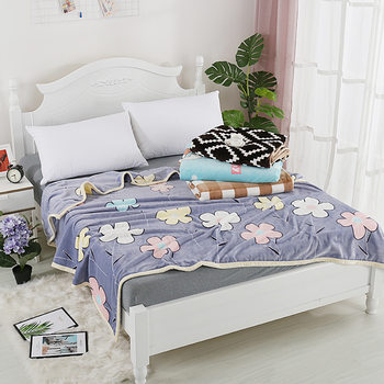 Manufacturers set flannel blanket children's blanket pet blanket wrapping curling blanket foreign trade blanket wholesale and retail