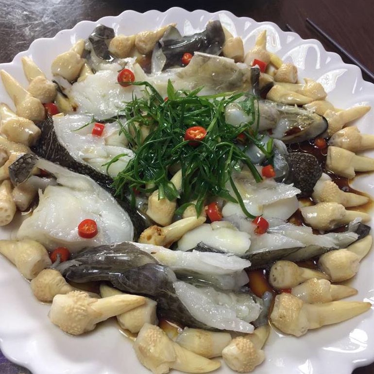 Silver Cod Head Antarctic Dog Tooth Open Side Half about 600-800 Grams Seafood Ingredients Steamed Fish Head Chopped Pepper Fish Head