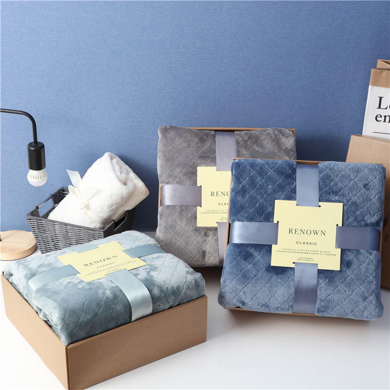 Blanket Flannel Blanket Small Winter Single Blanket Embroidered logo Office Lunch Break Air Conditioning Coral Fleece Nap Blanket