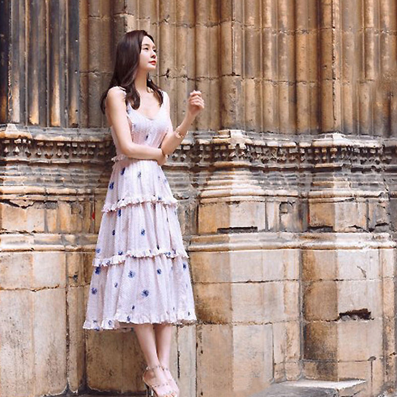 Đầm maxi nữ thắt eo chất liệu voan chiffon in họa tiết dân tộc — Hồng