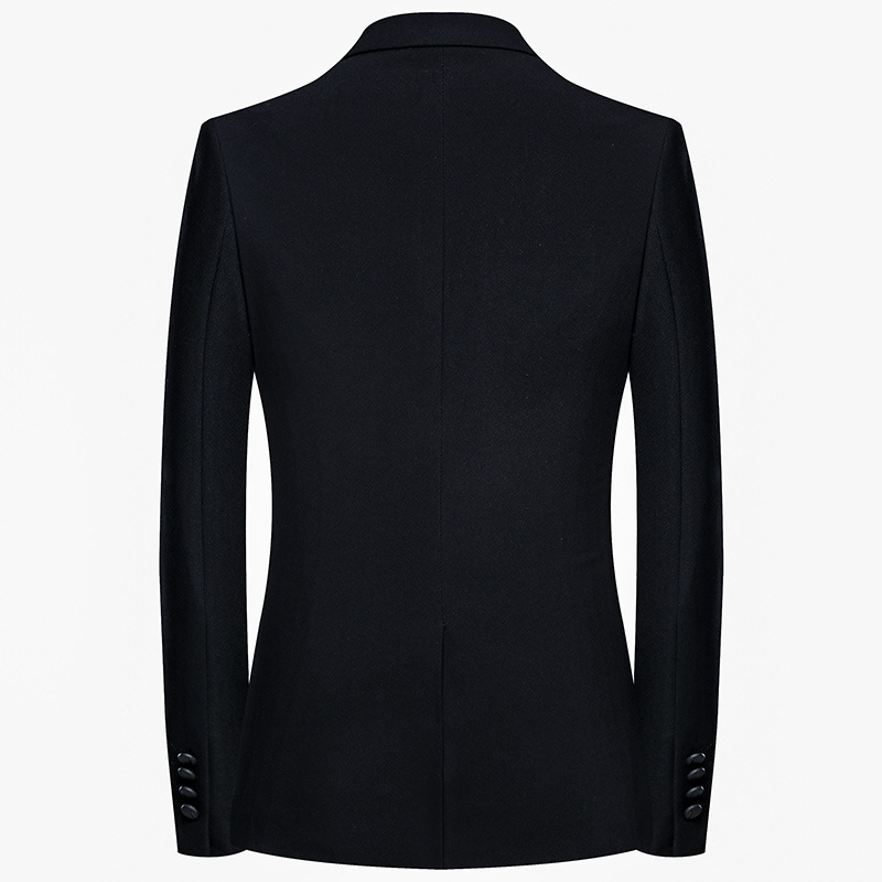 Áo blazer nam dáng ôm một hàng cúc xẻ tà sau màu đen — Màu đen