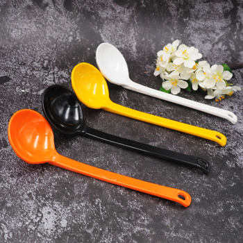 Melamine long handle soup spoon miso ramen spoon melamine turtle shell spoon a5 imitation porcelain Japanese fast food soup spoon wholesale