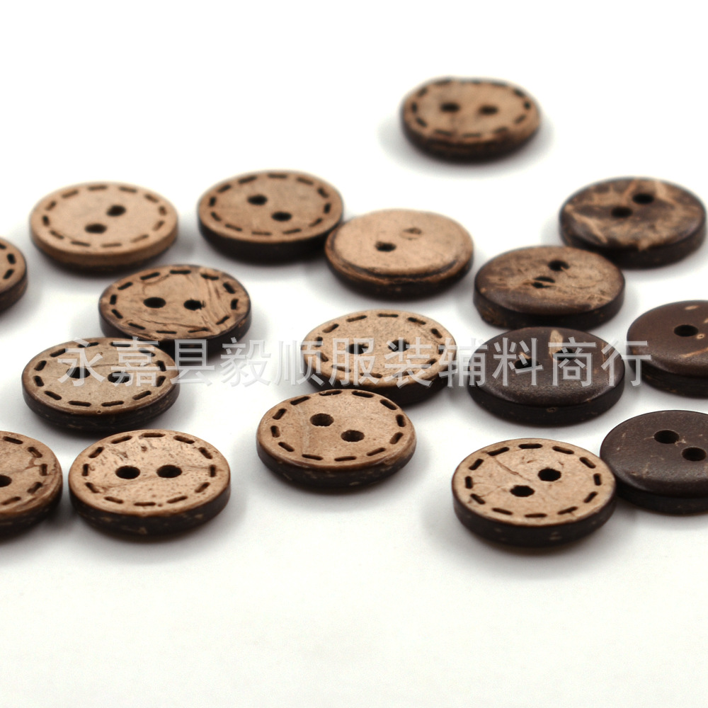Factory direct supply spot coconut buckle natural coconut shell buckle two eyes dotted button shirt round coconut shell button