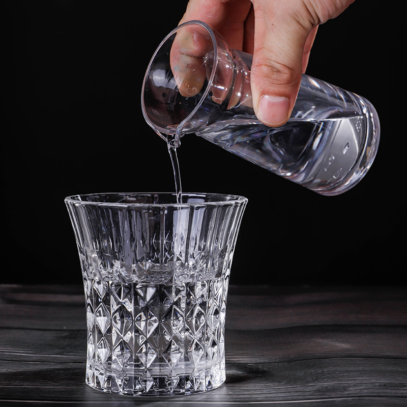 PC Jug Acrylic Wine Dispenser White Wine Decanter Handle with Scale Hotel Transparent Plastic Wine Dispenser