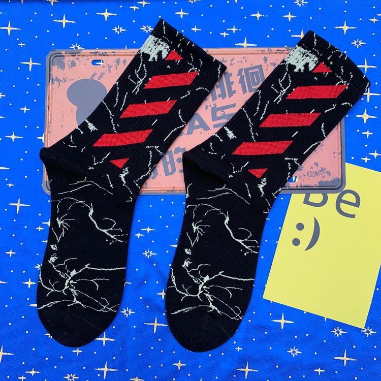 欧美街头滑板运动嘻哈潮牌条纹袜子男夏季棉中长筒袜 女 厂家批发