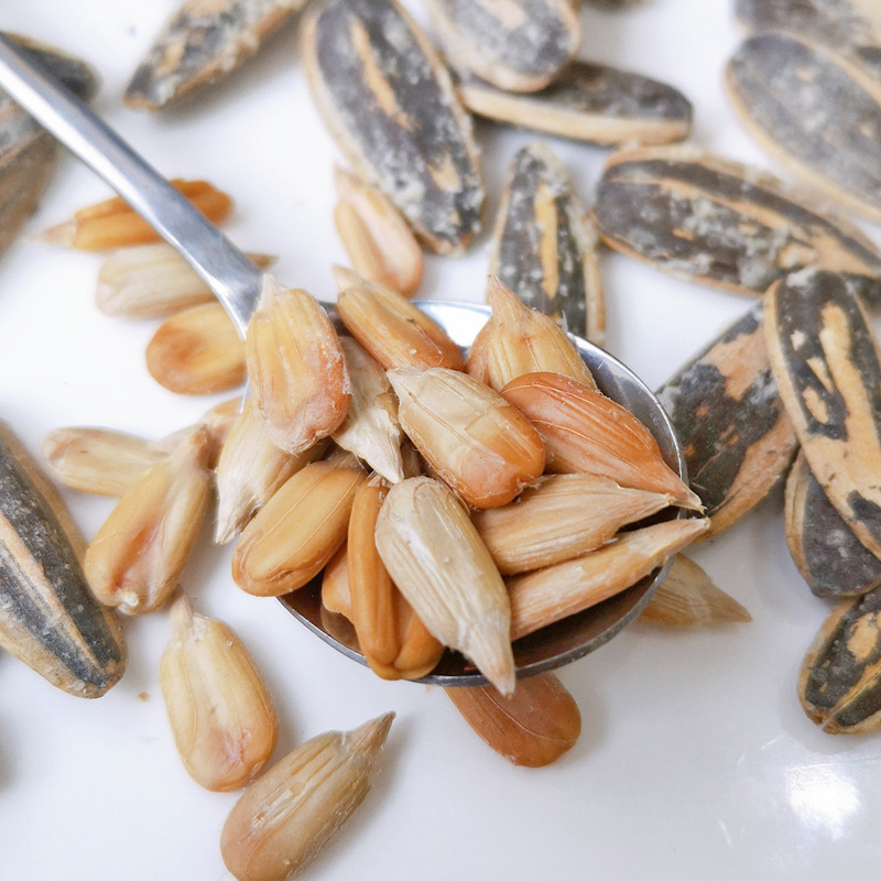 Dafeng ancient melon seeds sea salt flavor 300g bagged net red sunflower seeds nuts fried snacks sunflower seeds