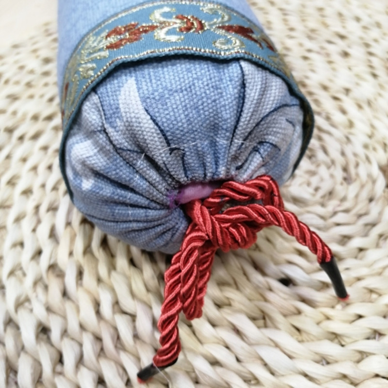Round candy pillowcase hollow pillowcase old coarse cloth round pillow pillow core leather non-filled liner cover