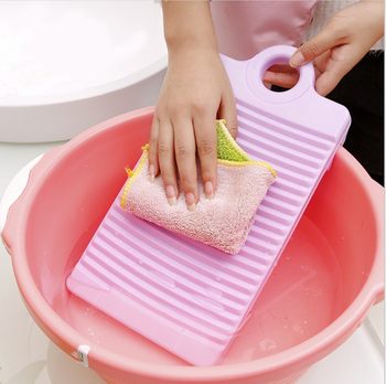 Hangable non-slip plastic thickened laundry board mini laundry washboard hand-held small washboard distribution wholesale
