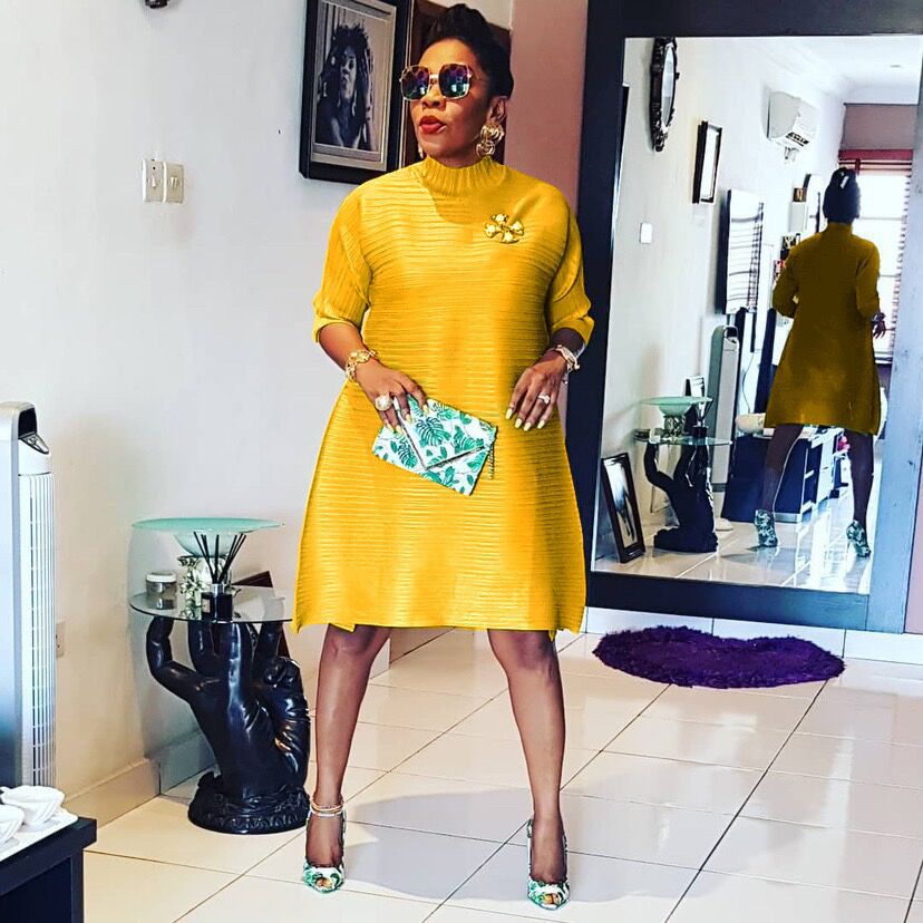 Plus Size Womens Dress Solid Color Fashionable African Inspired Casual or Formal Occasions Wholesale Available