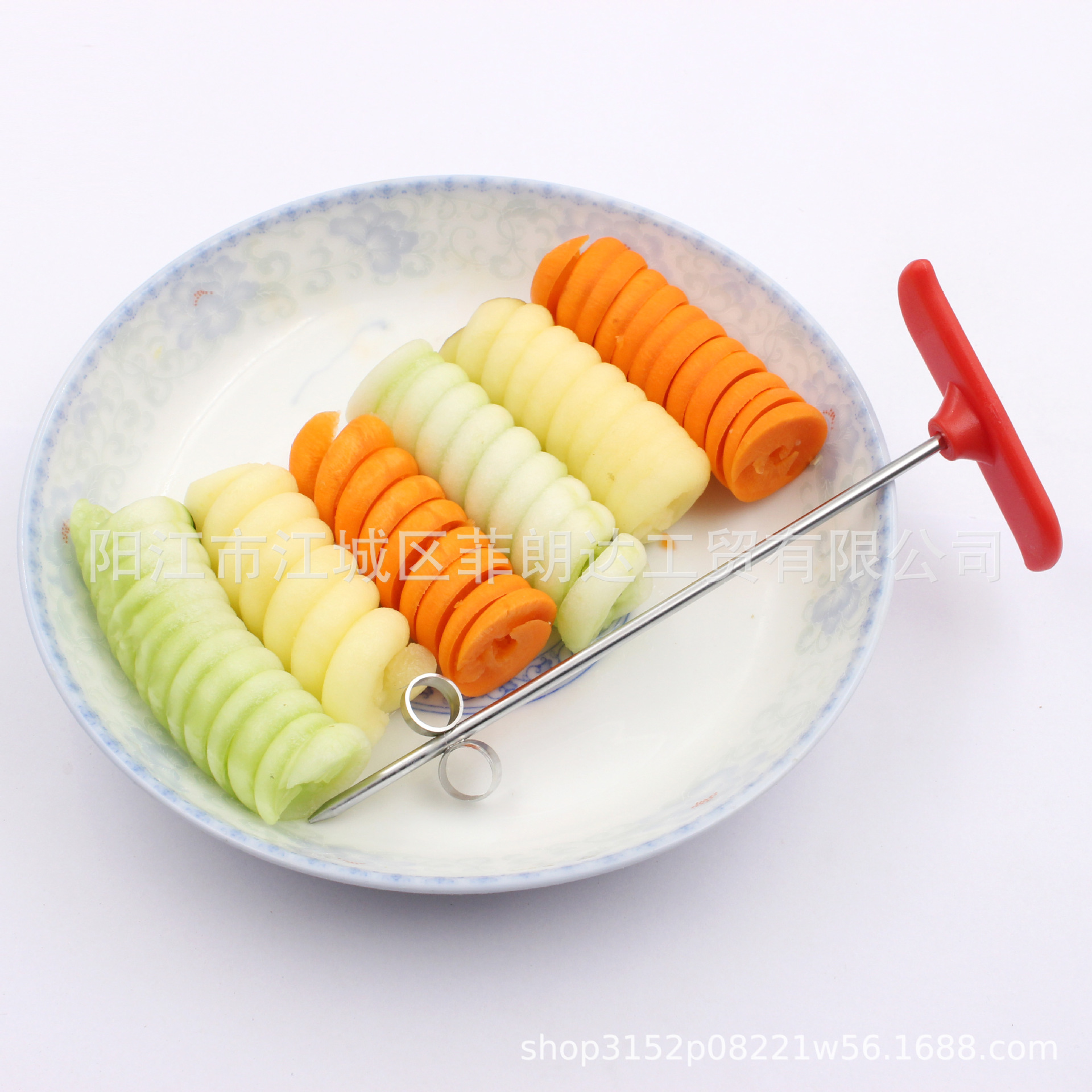 Wholesale Kitchen Gadget Fruit Cutter Stainless Steel Screw Coil Swing Plate Cucumber Rotating Twist Knife