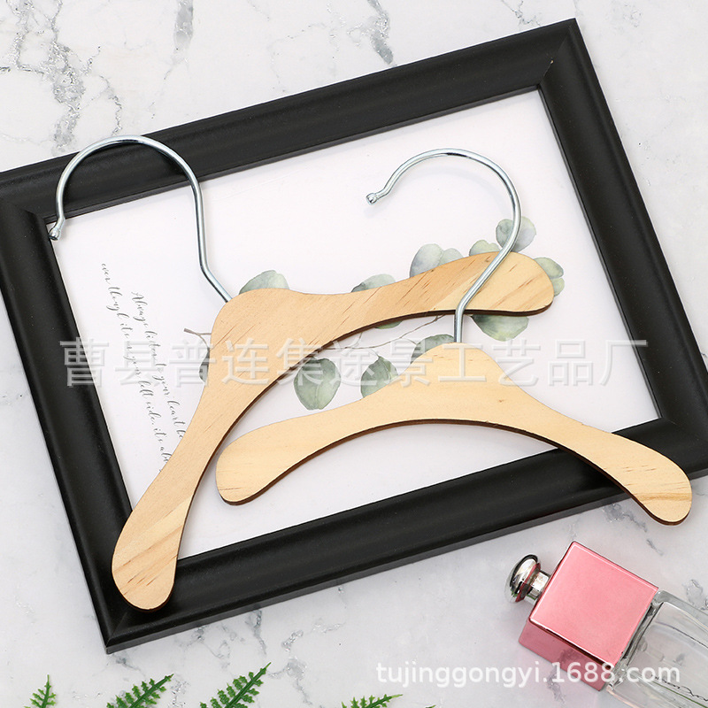 Factory direct wholesale pet universal solid wood pet hanger dog clothes rack pine hanger doll hanger
