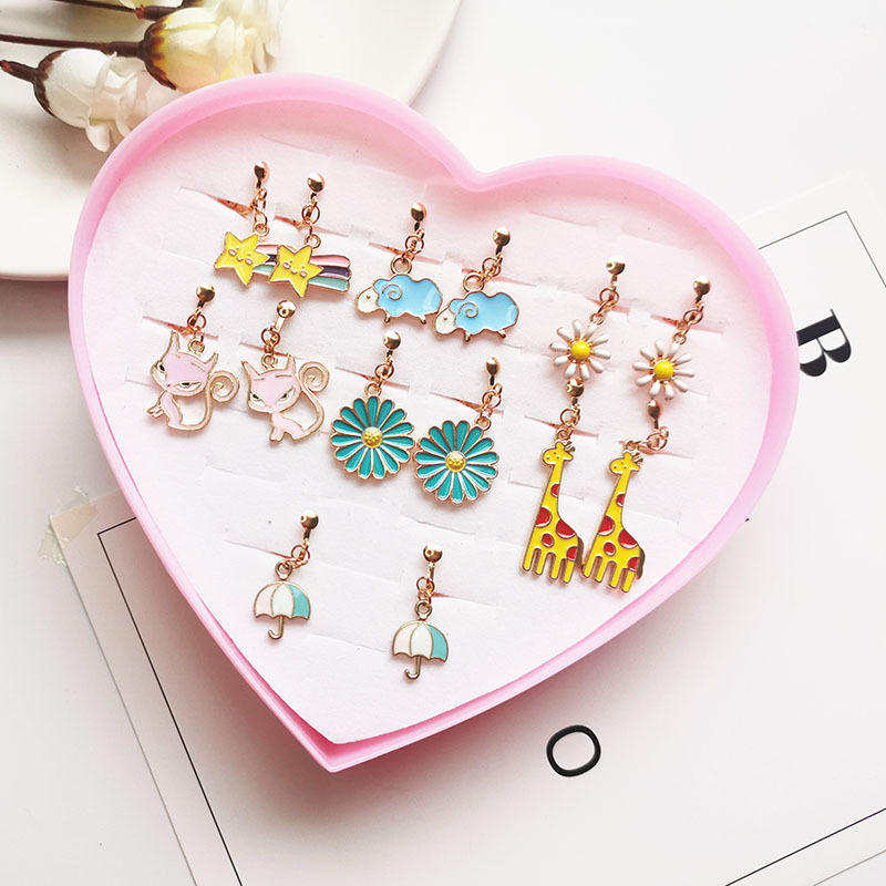 K-Style of Simple and Cute Earrings Cartoon Non-Pierced Ear Clips Fresh Student Kidsren Short Popular Same Style Earrings 2