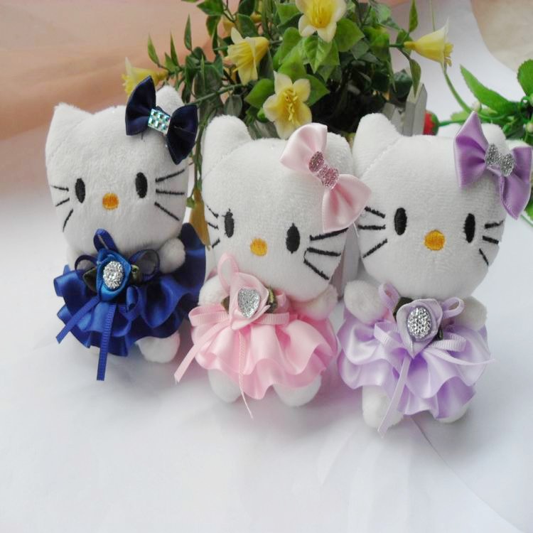 带钻裙装小猫公仔挂件卡通花束材料婚庆活动娃娃毛绒玩具多款多色