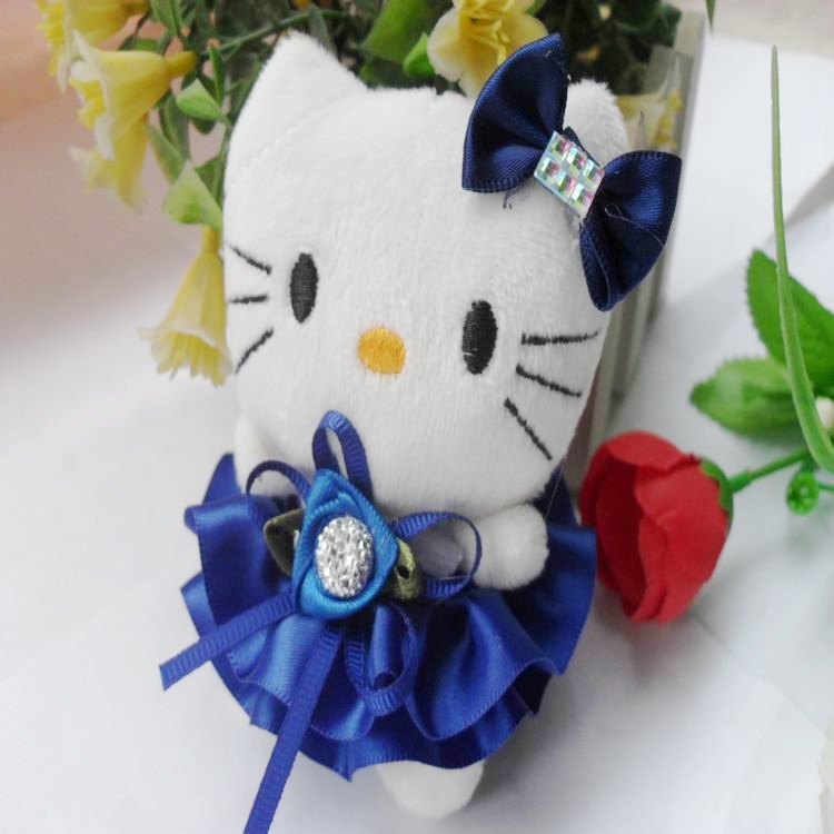 带钻裙装小猫公仔挂件卡通花束材料婚庆活动娃娃毛绒玩具多款多色