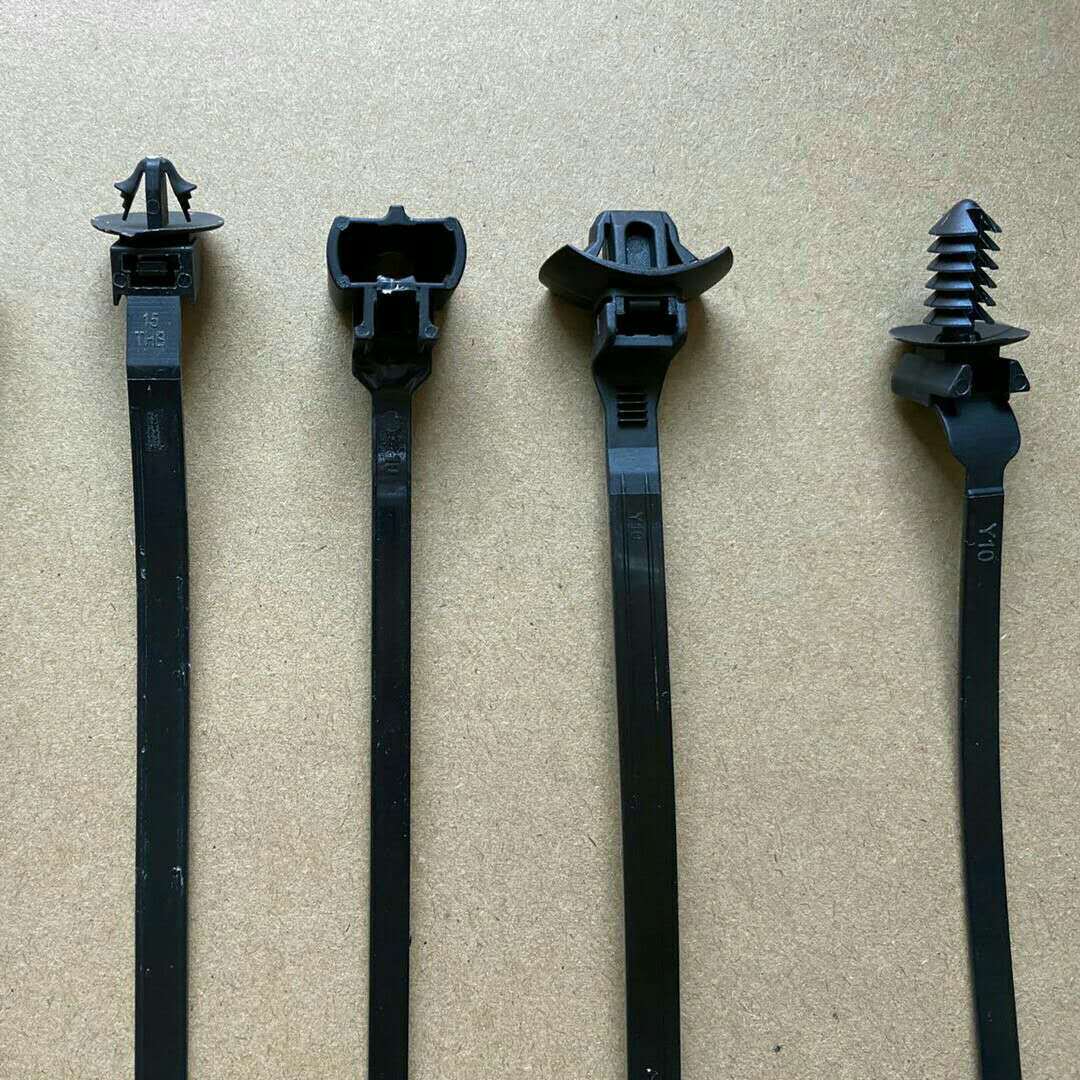 Manufacturers supply Bolt type special-shaped tie disc spiral fixed head fir tree head accessories automobile nylon tie