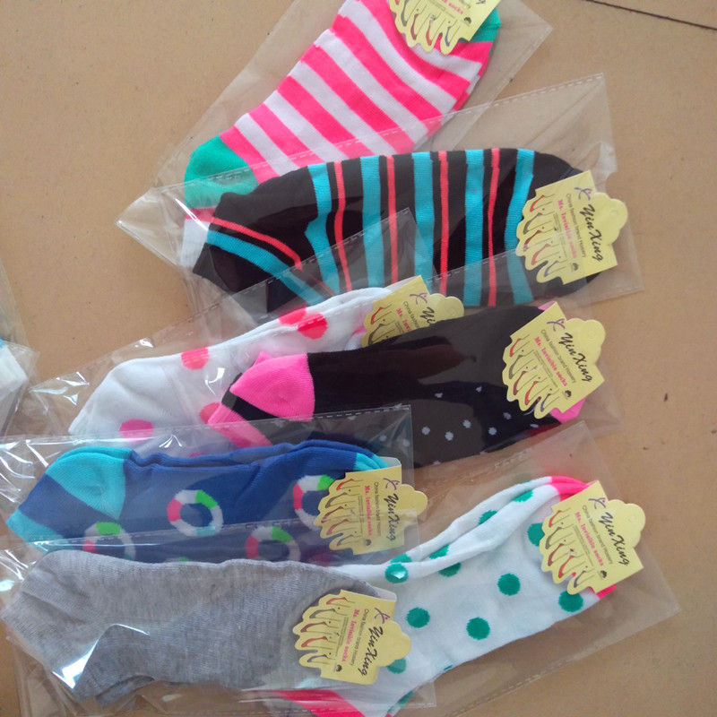 雑種の独立包装船の靴下