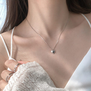 Gumao Ning Lace Heart Necklace for Women, Simple 2026 Trendy Heart-Shaped Pendant Clavicle Chain, Popular Niche Neck Chain