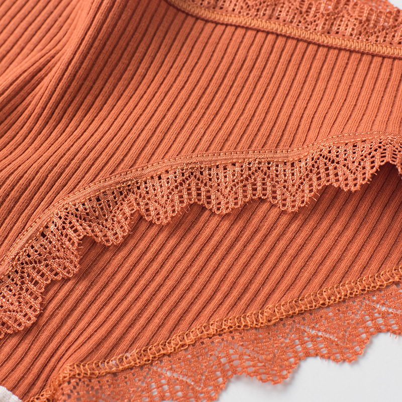 Factory Direct Sales Women's Underwear Japanese Pure Cotton Crotch Lace Sexy Women's Breathable Mid-Waist Girl's Briefs