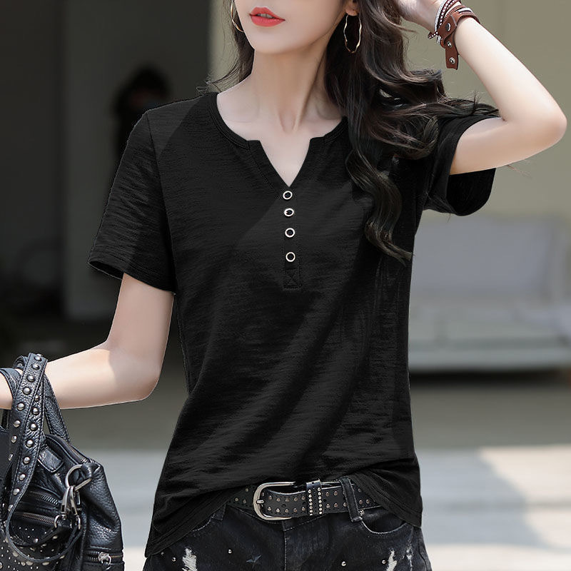 แขนสั้น เสื้อยืดสำหรับผู้หญิงที่มีคอวีหลวมและเพรียว 2025 ฤดู...