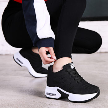 Shoe factory wholesale spring soft bottom mesh breathable inner height women's shoes sports running shoes platform shoes summer casual shoes