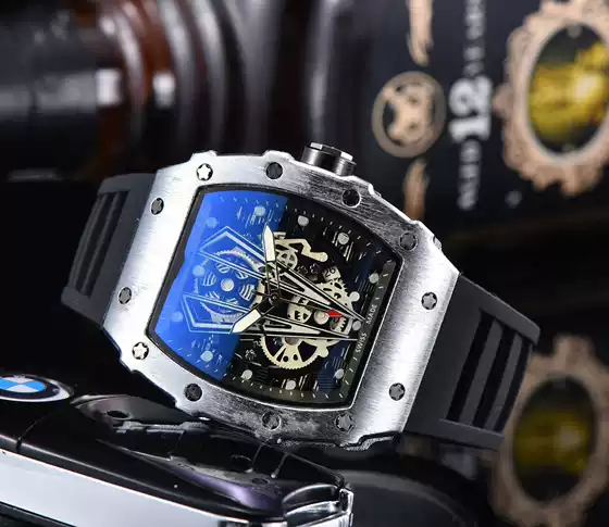 Wholesale 2020 new AliExpress foreign trade hot selling, fashionable and casual men's watches with large quantity, discounted