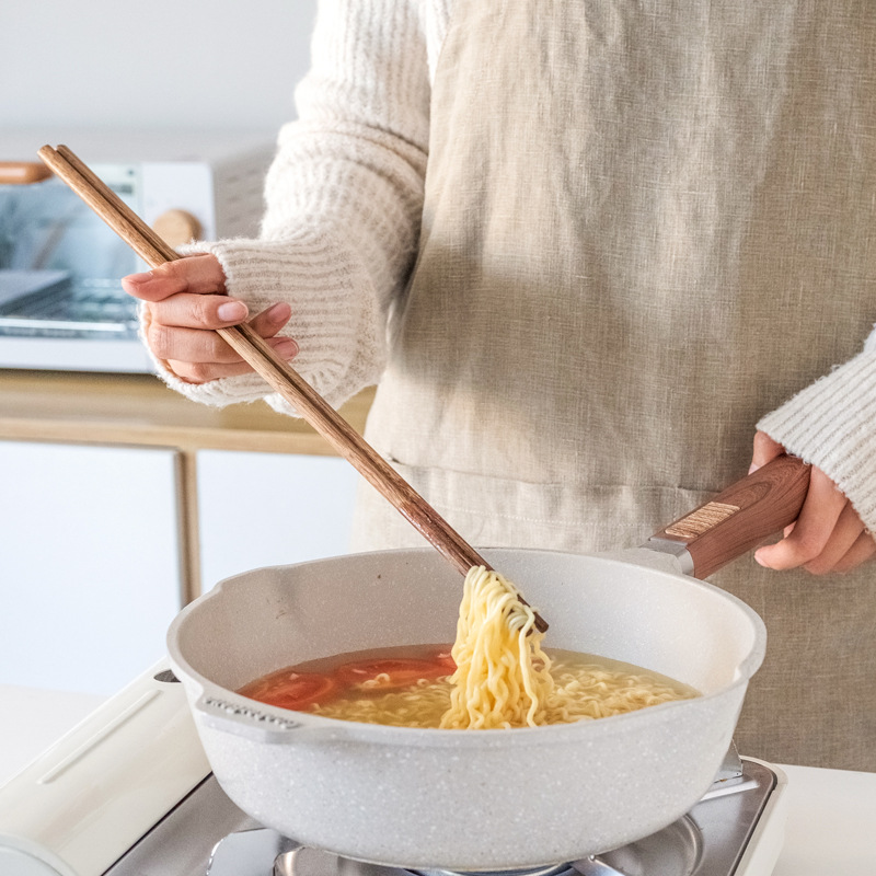 Chicken wing Wood lengthened chopsticks fried high temperature resistant 42cm hot pot chopsticks thick Fryer stick kitchen household public chopsticks non-slip