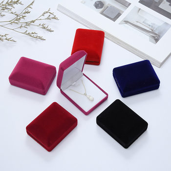 in stock wholesale high-grade spray velvet pendant jewelry box flocking flannel earrings brooch box jewelry packaging jewelry box