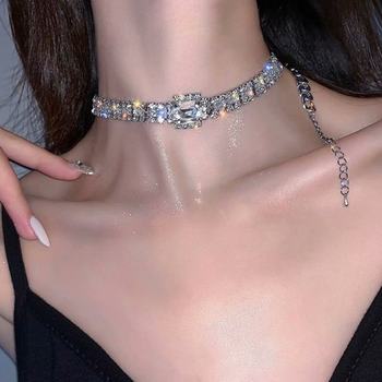Super Shiny Diamond-Encrusted~ High-End Fashionable Internet Celebrity Jewelry, Simple Barrette Side Clip Short Choker with Sparkling Diamonds